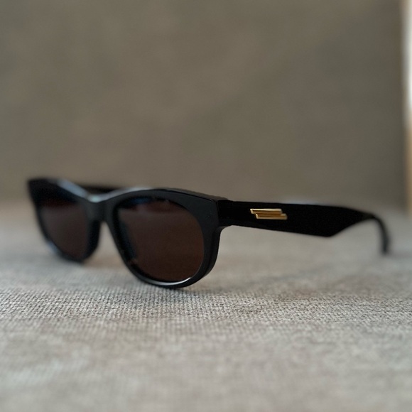 Bottega Veneta 53MM Oval Sunglasses